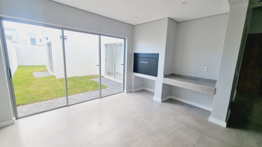 3 Bedroom Property for Sale in Sandown Western Cape